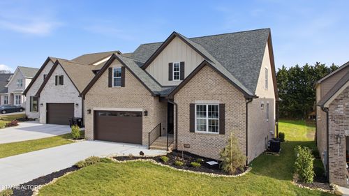 8118 Carolina Cherry Ln, Knoxville, TN, 37919-2312 | Card Image