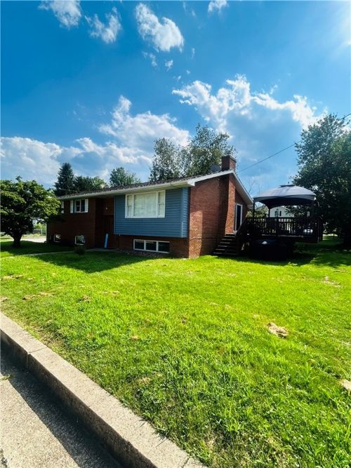 501 Penn St, Latrobe, PA, 15650-1232 | Card Image