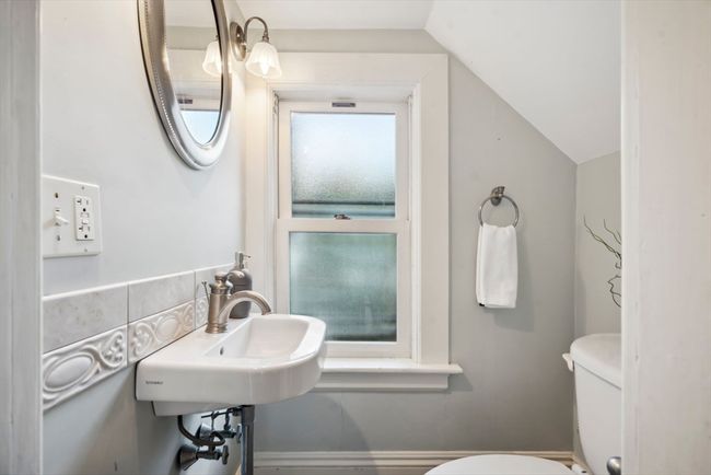 140 Elmwood Rd, House other with 7 bedrooms, 4 bathrooms and 2 parking in Swampscott MA | Image 32