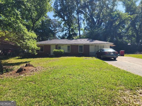 2741 Coral Way, Macon, GA, 31211-2347 | Card Image