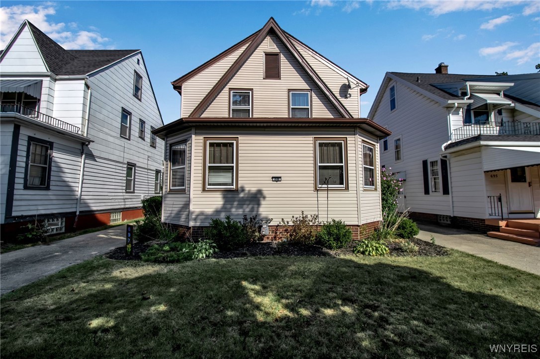 Eggert Rd, Buffalo, NY 14215