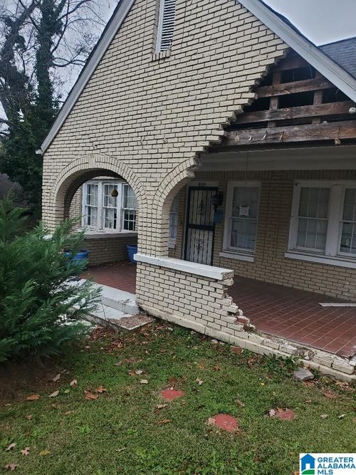 8110 Rugby Ave, BIRMINGHAM, AL, 35206-3953 | Card Image