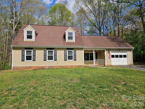 3459 Ridgewood Dr, Morganton, NC, 28655-8991 | Card Image