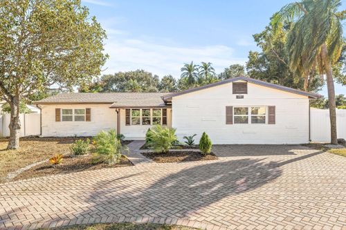 7784 22nd Ave N, St Petersburg, FL, 33710-3854 | Card Image