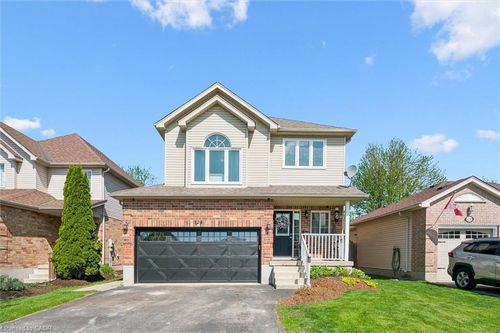124 Gibbons Dr, Fergus, ON, N1M3W2 | Card Image