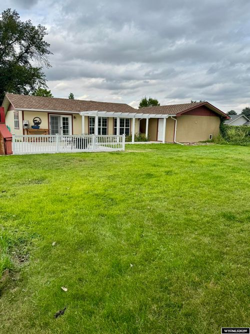 1103 22nd St, Wheatland, WY, 82201-2454 | Card Image