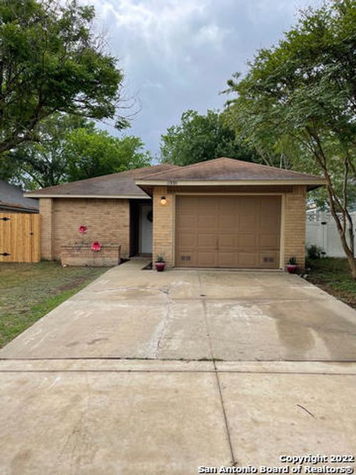 11330 Jarbo Pass Dr, San Antonio, TX, 78245-2259 | Card Image