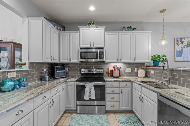 82 Pine Hawk Dr, Townhouse with 3 bedrooms, 3 bathrooms and null parking in Spring Lake NC | Image 19