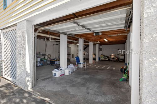 65 Ashton Cove Dr, Hilton Head Island, SC, 29928-7123 | Card Image