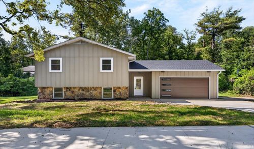 2102 E Wimbleton Ln, Bloomington, IN, 47401-6864 | Card Image