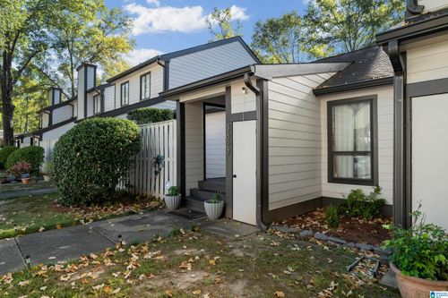 3-3827 Windhover Dr, VESTAVIA HILLS, AL, 35216-5315 | Card Image