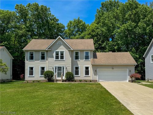 2057 Burning Tree Lane, Youngstown, OH, 44505 | Card Image