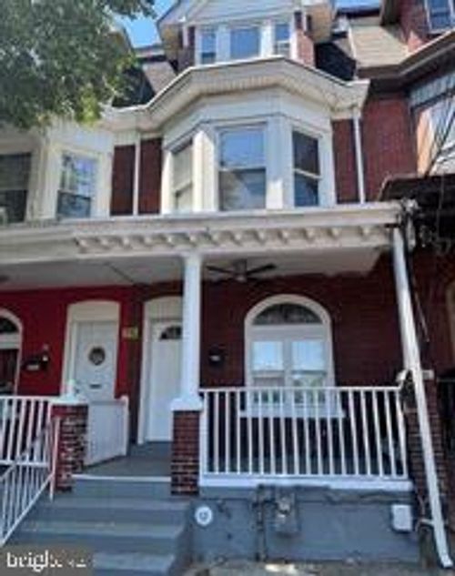 208 Ridge Ave, Allentown, PA, 18102-5324 | Card Image