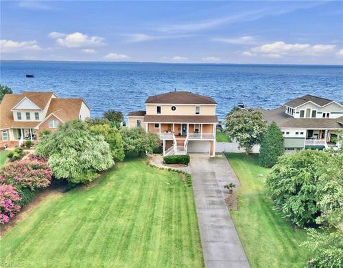 158 Mariners Way, Moyock, NC, 27958-9049 | Card Image