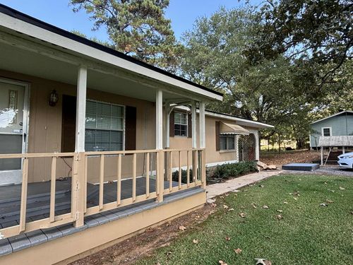 1558 Stanley Rd, Stonewall, LA, 71078-9329 | Card Image