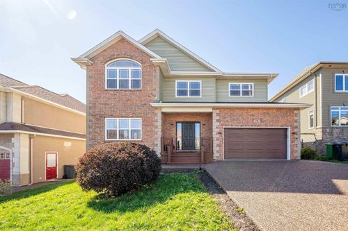 78 Drillio Cres, Halifax, NS, B3N3K7 | Card Image