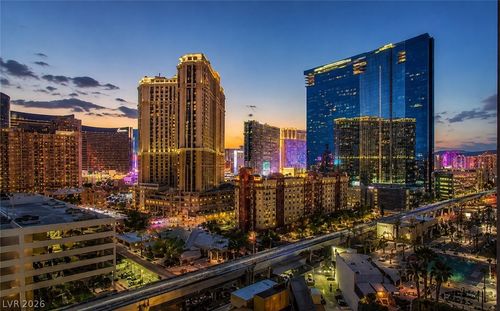 411-145 E Harmon Ave, Las Vegas, NV, 89109-4504 | Card Image