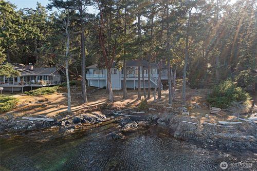 254 Vista Way, Friday Harbor, WA, 98250-8470 | Card Image