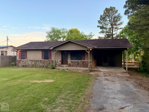 714 Thorne Dr, Paragould, AR, 72450-8740 | Card Image