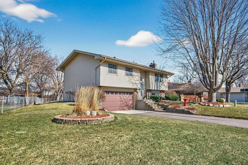8340 Jersey Ave N, Brooklyn Park, MN, 55445-2240 | Card Image