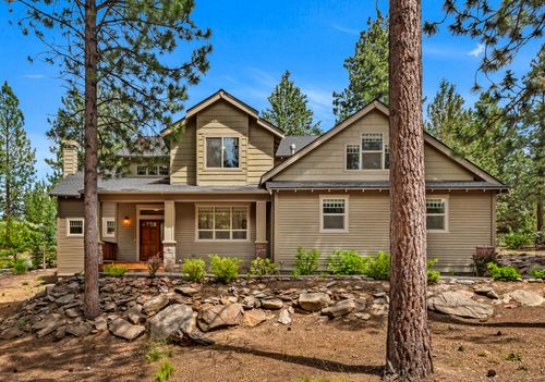 3500 Nw Mccready Dr, Bend, OR, 97703-8627 | Card Image