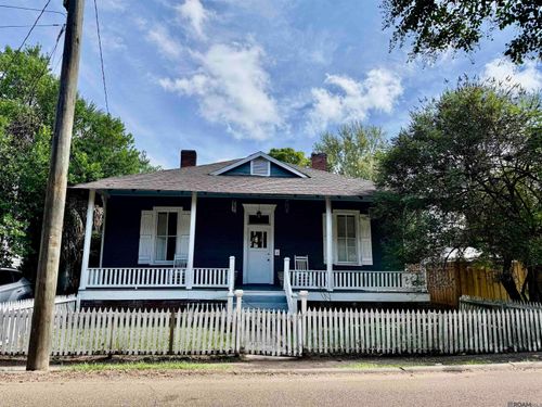503 Madison St, Natchez, MS, 39120-2918 | Card Image