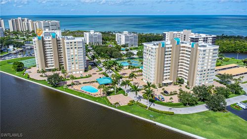 301-25 Bluebill Ave, NAPLES, FL, 34108-1753 | Card Image