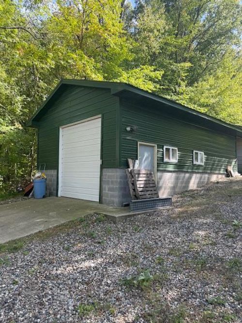 5399 Ridge Dr, Reading, MI, 49274-9732 | Card Image