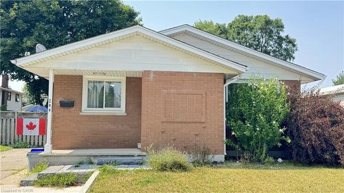 {{alt}} | Card Image