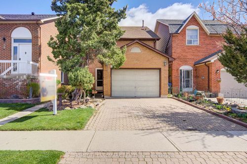 4097 Quaker Hill Dr, Mississauga, ON, L5C3M2 | Card Image