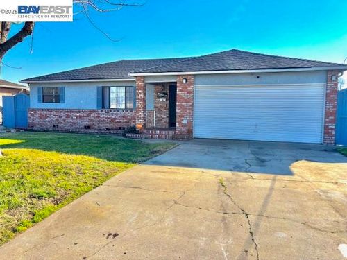 2912 Dale Ave, Ceres, CA, 95307-2836 | Card Image