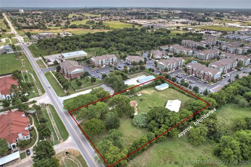 2435 W Omaha St, Broken Arrow, OK, 74012-1710 | Card Image