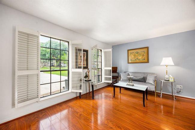 2627 Woodsboro Dr, House other with 4 bedrooms, 3 bathrooms and 2 parking in Spring TX | Image 5