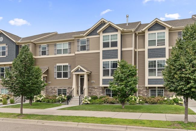 8113 Central Park Way N, Townhouse with 3 bedrooms, 4 bathrooms and null parking in Maple Grove MN | Image 41