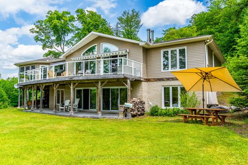 1132 Trapline Trail, Haliburton, ON, K0M1S0 | Card Image