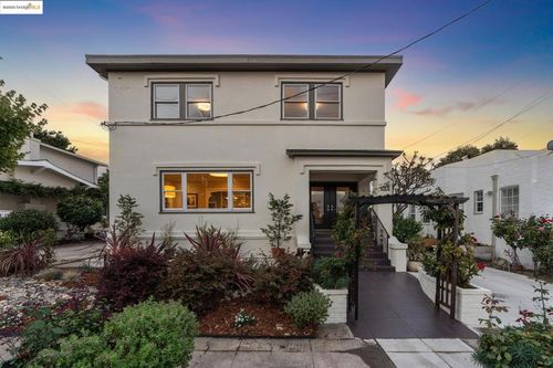 5808 Fleming Ave, Oakland, CA, 94605-1132 | Card Image