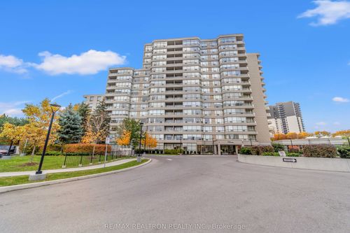 312-11 Townsgate Drive, Vaughan, ON, L4J8G4 | Card Image