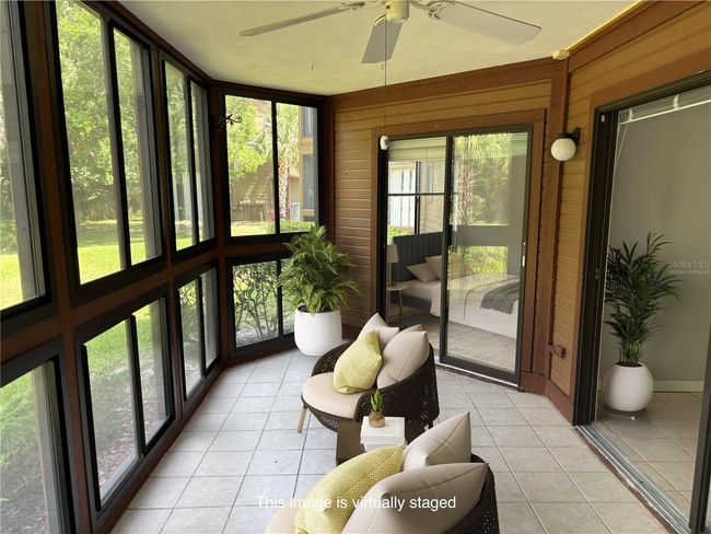 Walk out of lanai to green area! | Image 9