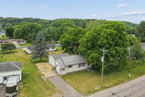746 1st St, Glenwood City, WI, 54013-9702 | Card Image