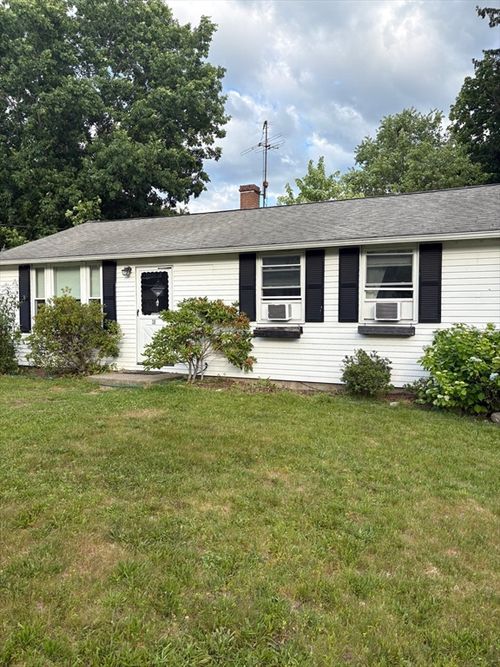 single-fam-31 Edward Rd, Newton, MA, 02465-1120 | Card Image