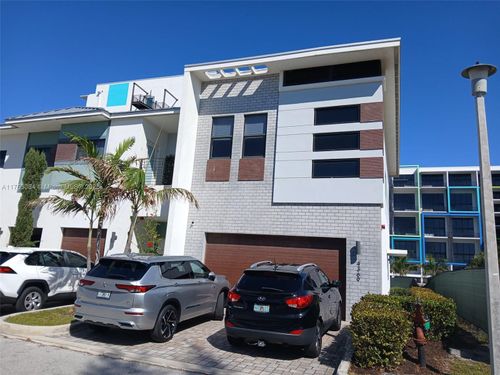 4369 Nw 9th St, Plantation, FL, 33317-1525 | Card Image
