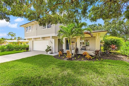 1060 Cooper Dr, Naples, FL, 34103-3835 | Card Image