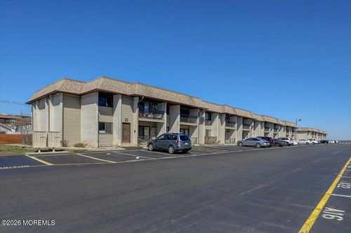 e2-330 Shore Dr, HIGHLANDS, NJ, 07732-1145 | Card Image