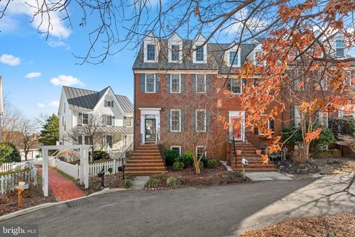 219 Chestertown St, GAITHERSBURG, MD, 20878-5736 | Card Image
