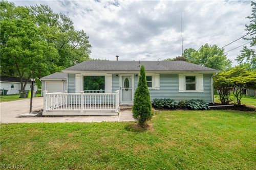 1020 Water St, Newton Falls, OH, 44444-9550 | Card Image