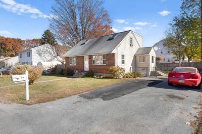 14 Orlando St, House other with 3 bedrooms, 2 bathrooms and 4 parking in Nashua NH | Image 3