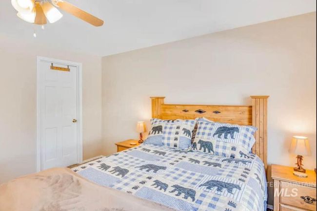 UNIT-19 - 1630 Davis Ave, Condo with 2 bedrooms, 1 bathrooms and 1 parking in McCall ID | Image 10