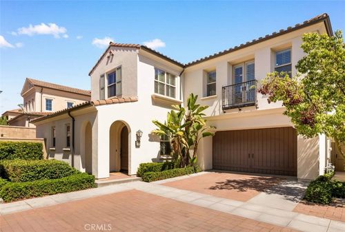 73 Bloomington, Irvine, CA, 92620-3372 | Card Image