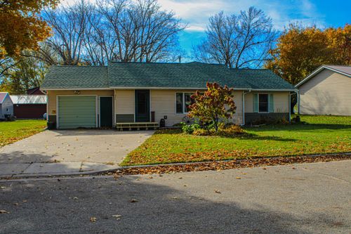 311 Carolina Ave, Hoffman, MN, 56339-8948 | Card Image