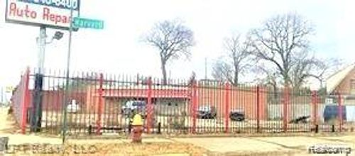 16941 E Warren Ave, Detroit, MI, 48224-2355 | Card Image